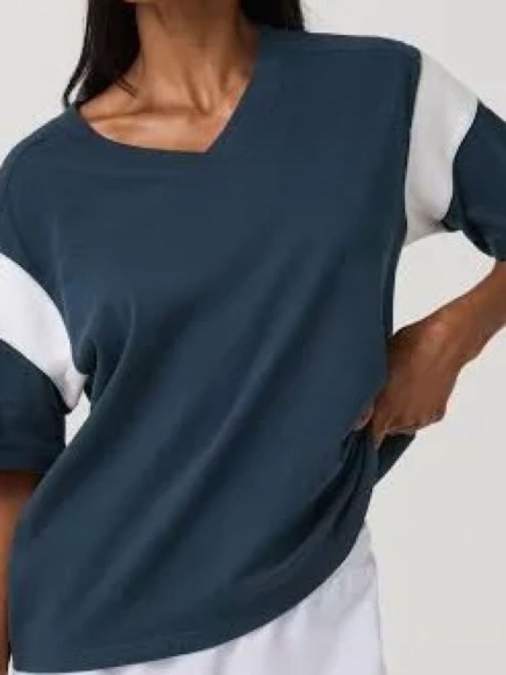 Vuori Navy and White V-Neck Short Sleeve Sweatshirt